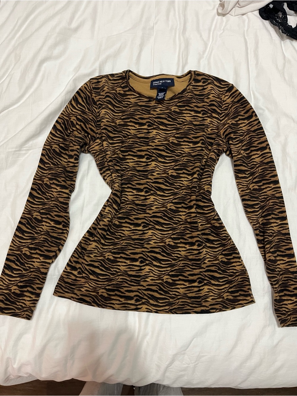Jones New York Black and Brown Tiger-Print Long-Sleeve Tee